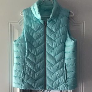 Old Navy Puffer Vest